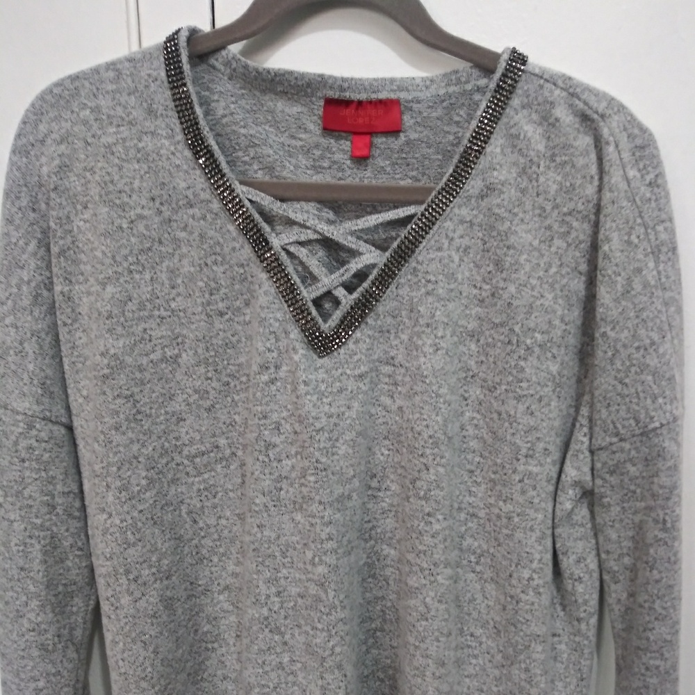 🔥 NWOT  Jennifer Lopez women's top.